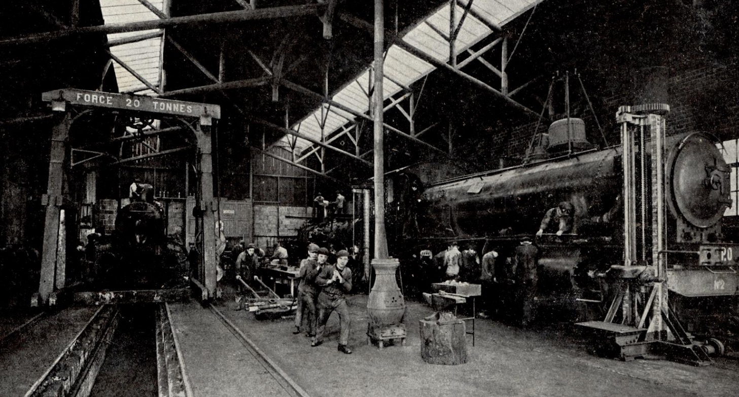 Apprentis au travail dans l'atelier de montage, Tours, 1925