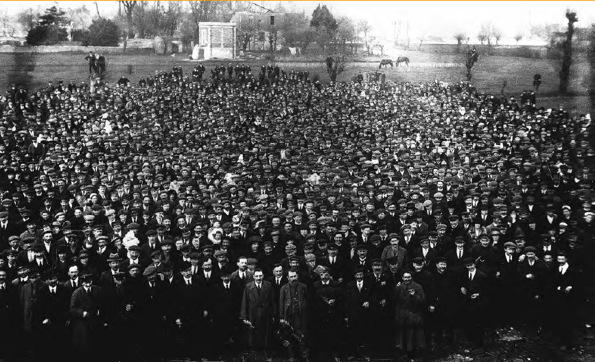 Grève générale des cheminots PO et Etat, Nantes, 1920 : [foule, Prairie de Mauves]. Source : IHS-CGT cheminots, Fi 30/53