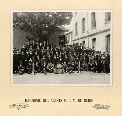 Harmonie des agents P.L.M. de Dijon. Grand concours international de musique. Bordeaux 27 mai 1928 © CCGPF Fonds cheminot